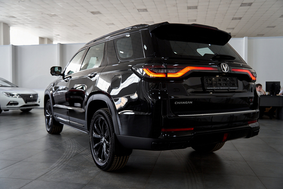 Changan CS95 Комфорт, черный