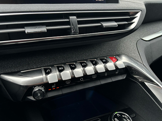 Peugeot 3008 Allure, 2018 года, пробег 151743 км