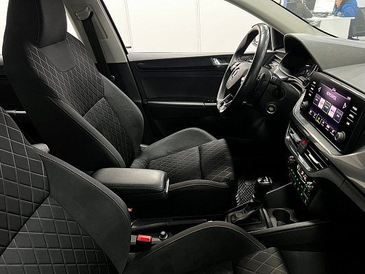 Skoda Rapid Style, 2021 года, пробег 35000 км