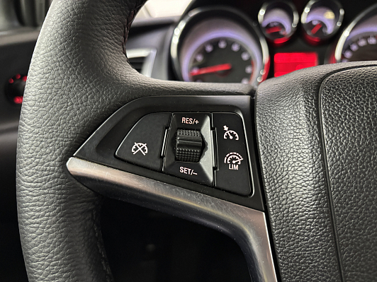 Opel Astra Cosmo, 2012 года, пробег 158837 км