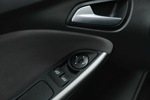 Ford Focus, 2013 года, пробег 194715 км