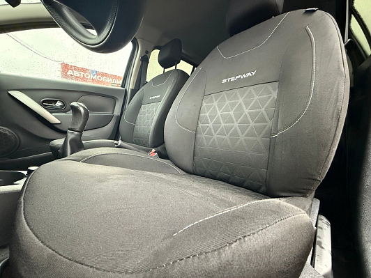 Renault Sandero Privilege, 2015 года, пробег 74000 км