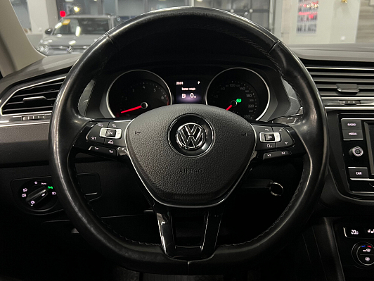 Volkswagen Tiguan, 2018 года, пробег 124000 км