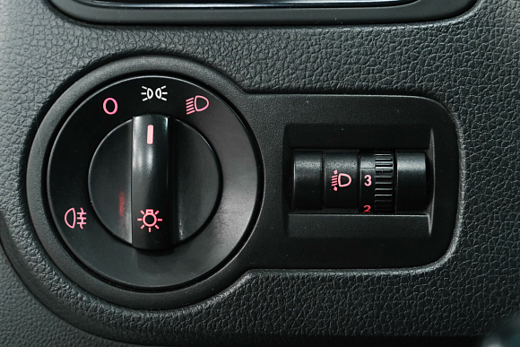 Volkswagen Polo Comfortline, 2015 года, пробег 199000 км