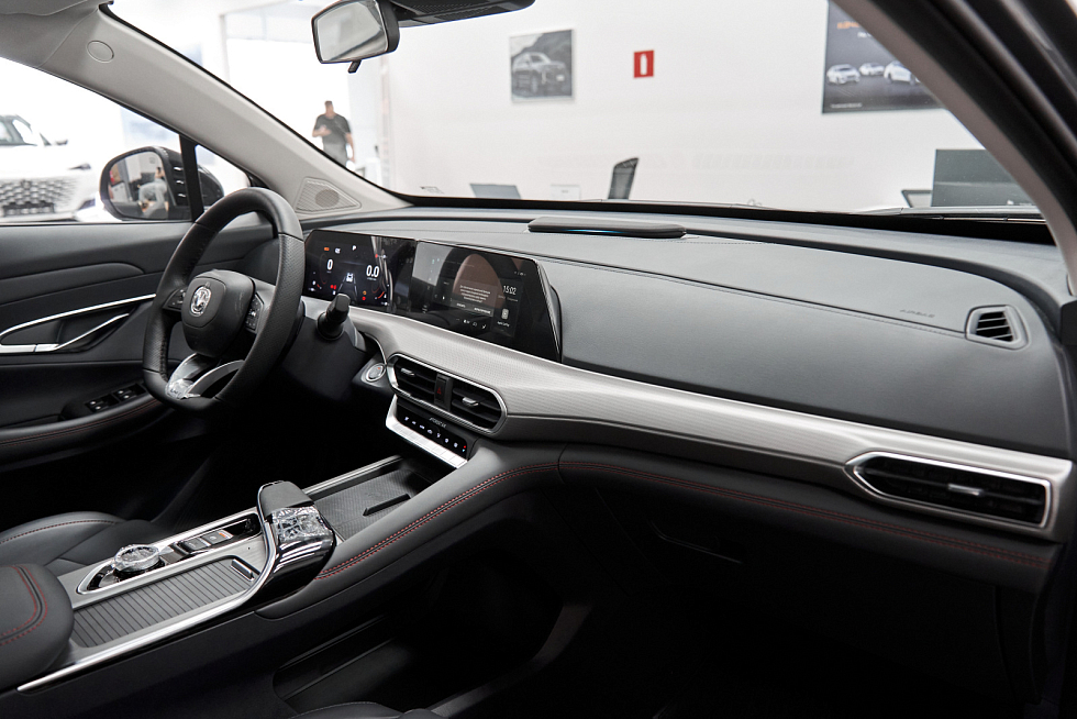 Changan UNI-T Техно, серый