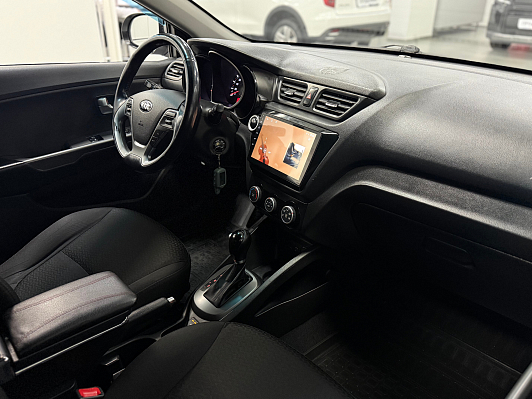 Kia Rio Luxe, 2015 года, пробег 174000 км