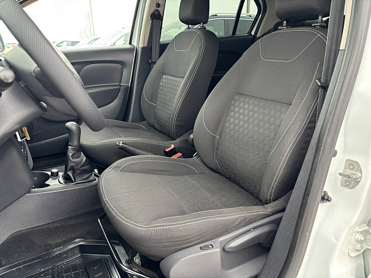 Renault Logan Luxe Privilege, 2014 года, пробег 124640 км