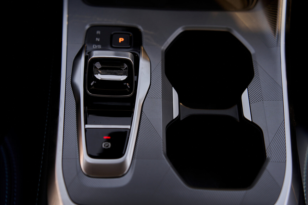 GAC GS3 GS, серебряный