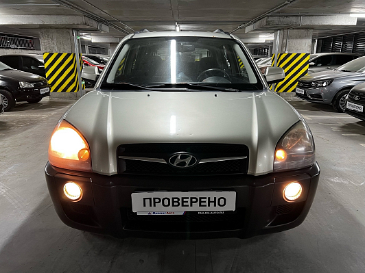 Hyundai Tucson, 2008 года, пробег 302000 км