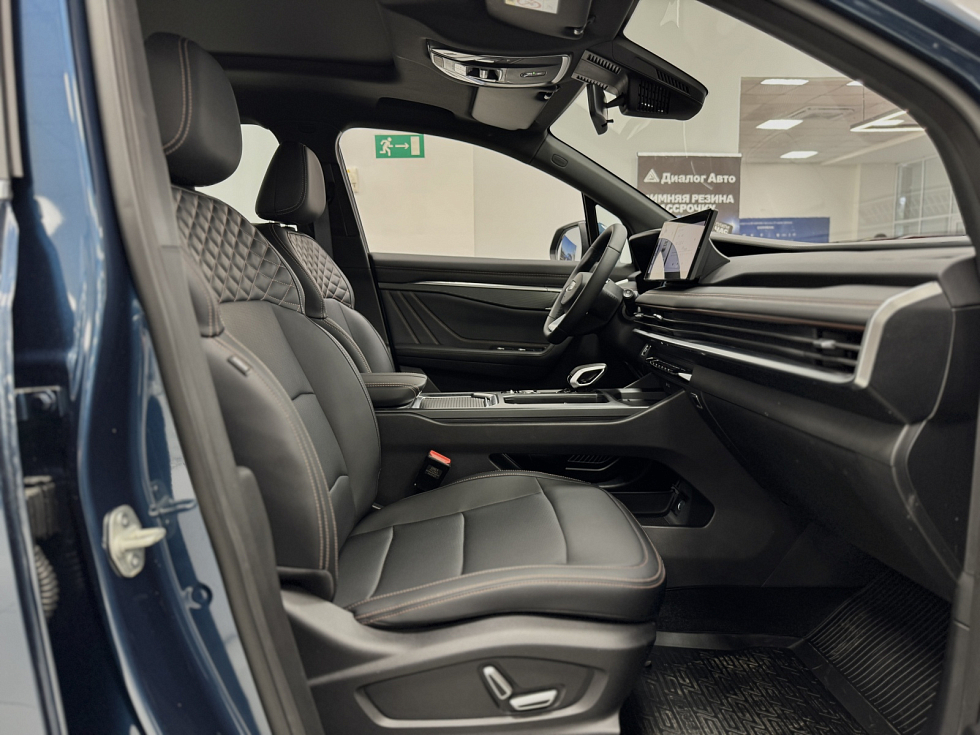 Geely Okavango Flagship, синий