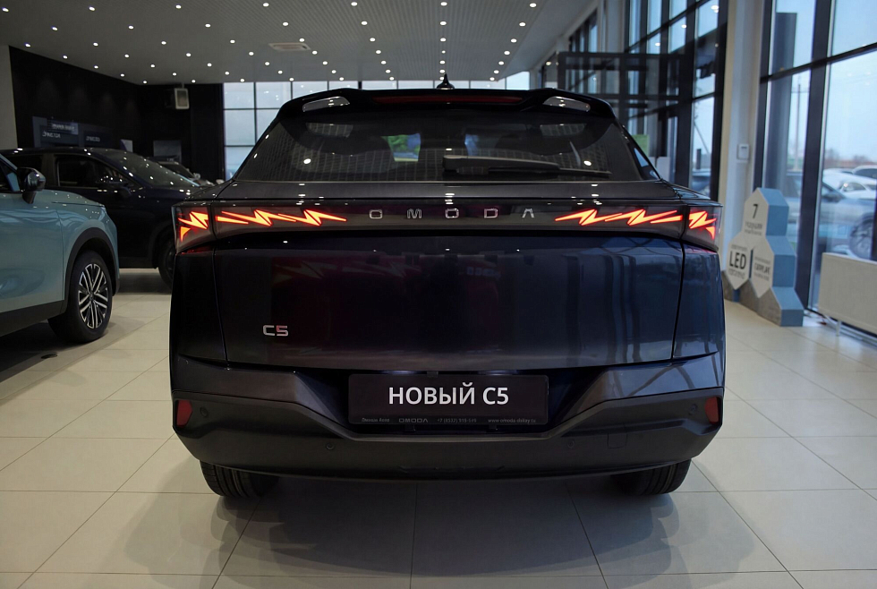 Omoda C5 , черный