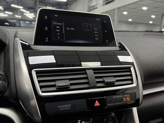 Mitsubishi Eclipse Cross Instyle, 2018 года, пробег 74000 км