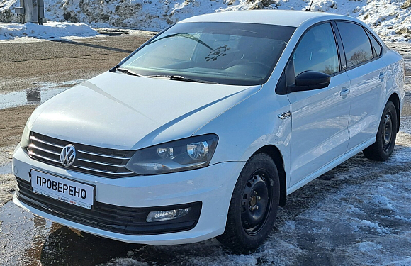 Volkswagen Polo Life, 2017 года, пробег 232000 км
