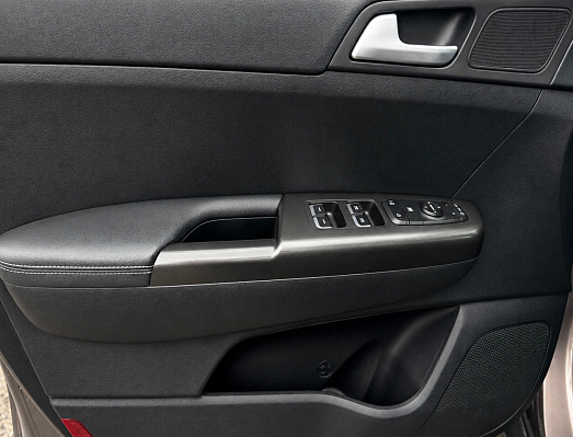 Kia Sportage Luxe, 2018 года, пробег 96539 км