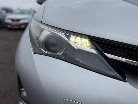 Toyota Auris, 2013 года, пробег 173600 км