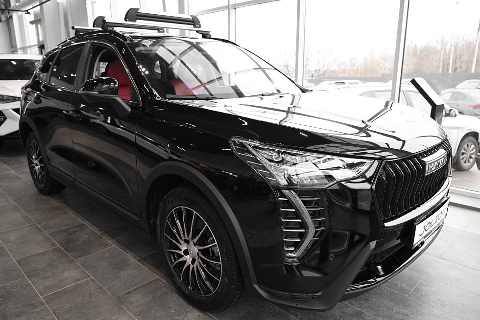 Haval Jolion Техно+, черный