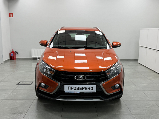 Lada (ВАЗ) Vesta Luxe Multimedia (2017-2019), 2018 года, пробег 118992 км