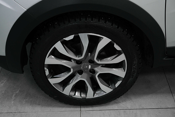 Lada (ВАЗ) XRAY Comfort, 2018 года, пробег 40000 км