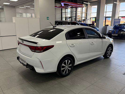 Kia Rio, 2021 года, пробег 86000 км