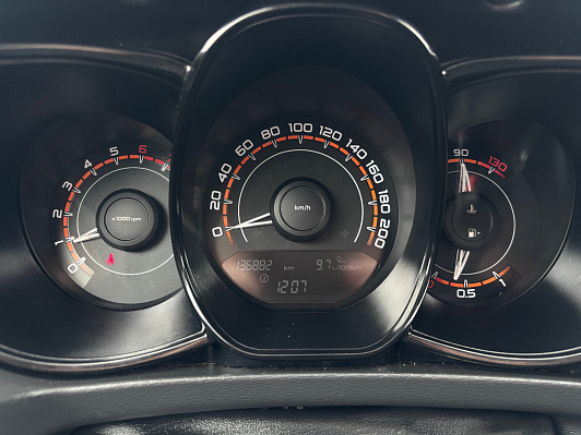 Lada (ВАЗ) Vesta Comfort, 2018 года, пробег 137000 км