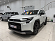 Toyota RAV4 Luxury, белый