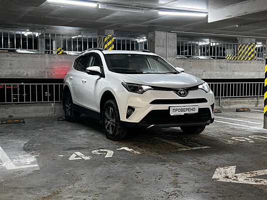 Toyota RAV4, 2017 года, пробег 186500 км