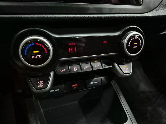 Kia Rio Luxe, 2020 года, пробег 86440 км