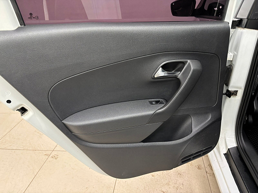 Volkswagen Polo Trendline, 2017 года, пробег 93826 км