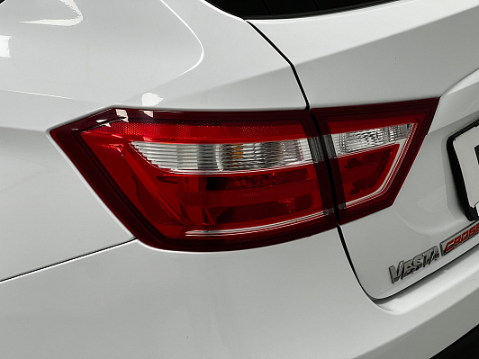 Lada (ВАЗ) Vesta Luxe, 2020 года, пробег 34500 км