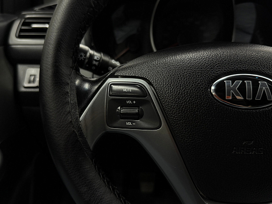 Kia Rio Luxe, 2016 года, пробег 135911 км