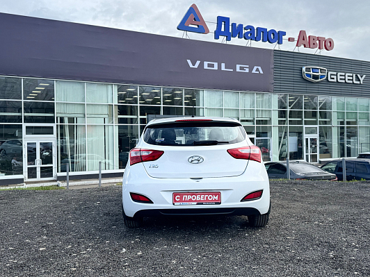 Hyundai i30, 2013 года, пробег 216013 км