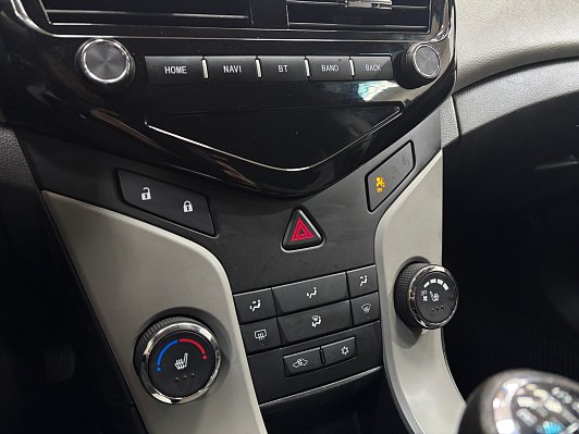 Chevrolet Cruze LS, 2012 года, пробег 165441 км