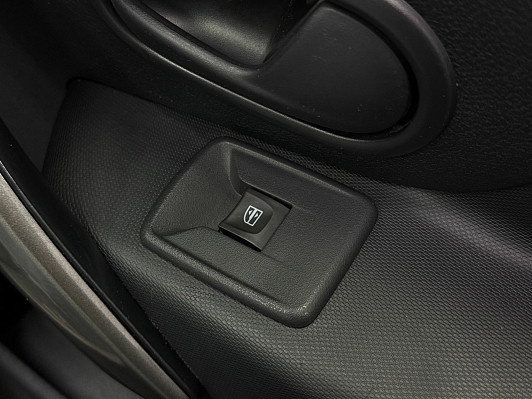 Renault Sandero Stepway Life, 2019 года, пробег 42170 км