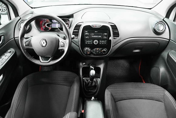 Renault Kaptur Drive, 2019 года, пробег 139000 км