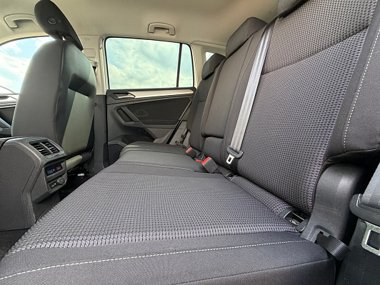 Volkswagen Tiguan Trendline, 2019 года, пробег 207260 км