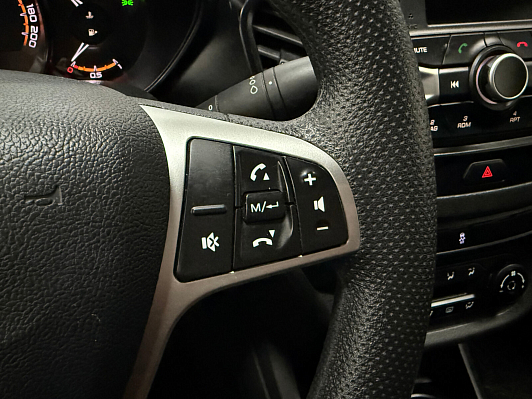 Lada (ВАЗ) Vesta Comfort, 2021 года, пробег 60498 км