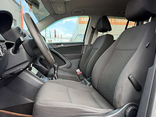 Volkswagen Tiguan, 2014 года, пробег 195000 км