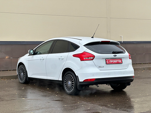 Ford Focus, 2016 года, пробег 142318 км