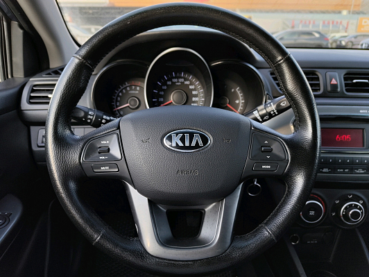 Kia Rio Luxe, 2014 года, пробег 215000 км