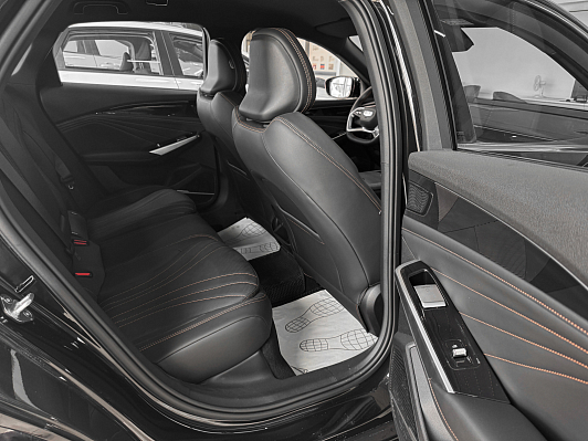 Geely Preface Flagship, черный