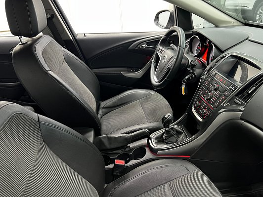 Opel Astra Cosmo, 2013 года, пробег 188650 км