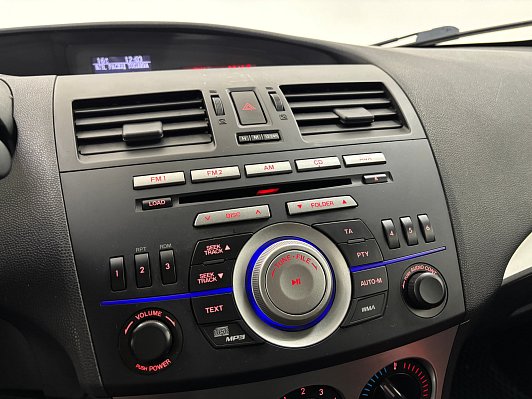 Mazda 3 Touring, 2011 года, пробег 167060 км