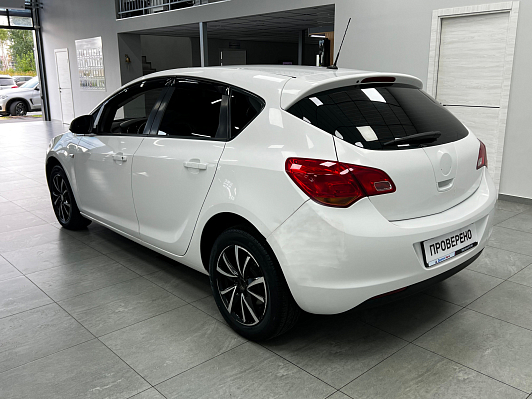 Opel Astra Enjoy, 2012 года, пробег 131956 км
