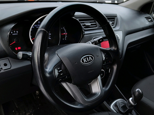 Kia Rio Luxe, 2012 года, пробег 176000 км