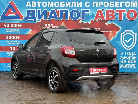 Renault Sandero Privilege, 2015 года, пробег 74000 км