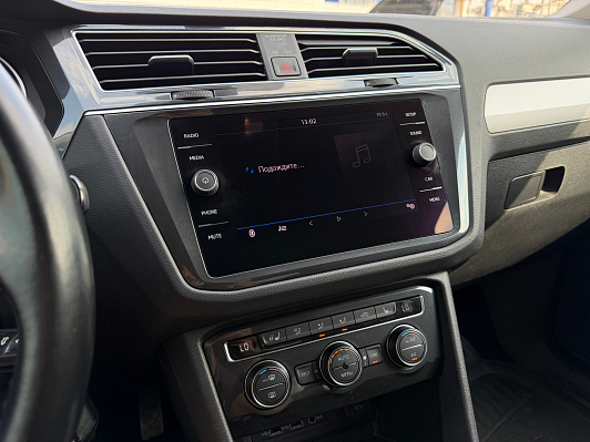 Volkswagen Tiguan Trendline, 2019 года, пробег 207260 км