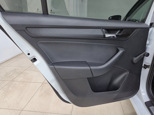 Skoda Rapid Hockey Edition Active, 2019 года, пробег 77842 км