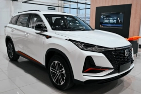 Новый кроссовер Changan CS75plus в Диалог Авто 
