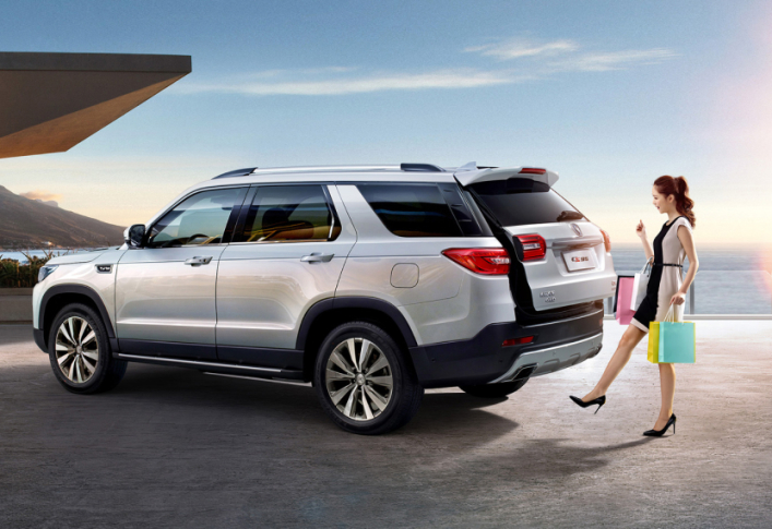 Автомобиль для автоледи. Какие машины предпочитают девушки и почему