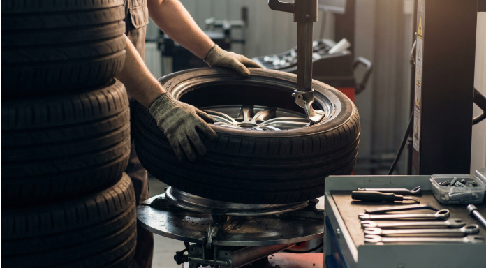 Шиномонтаж в автосервисе Диалог Авто